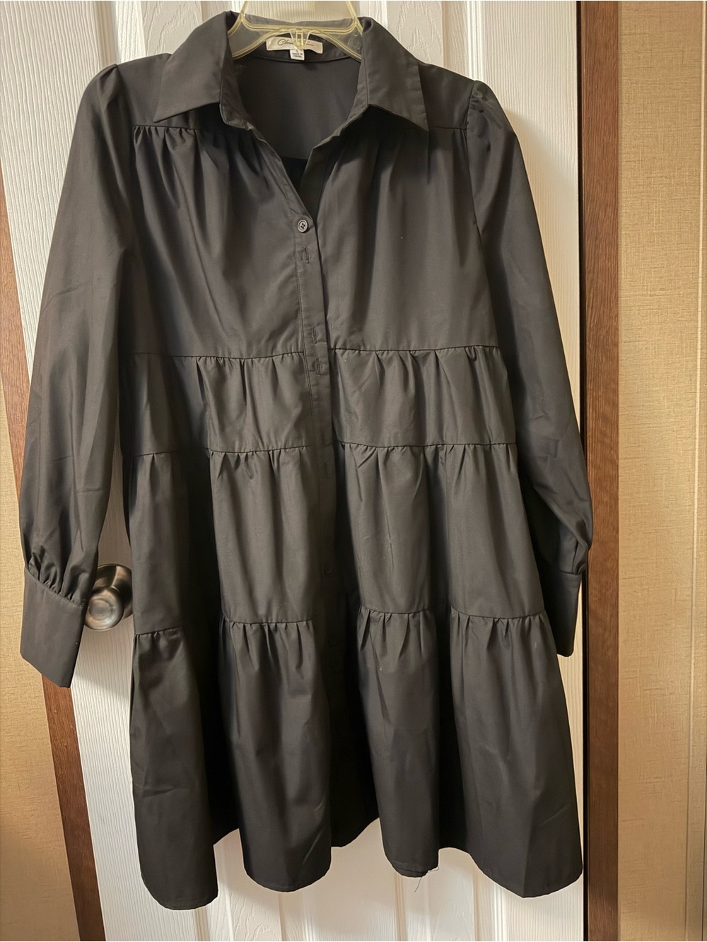 Women's Black Tiered Long-Sleeve Shirt Dress
